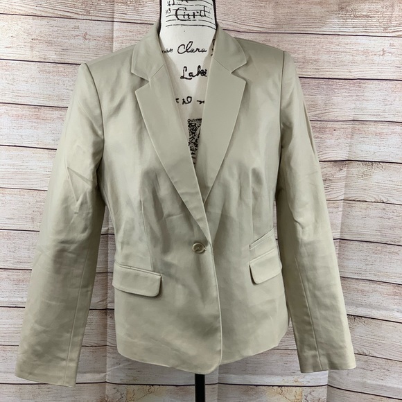 Liz Claiborne Jackets & Blazers - Liz Claiborne Tan Business Jacket